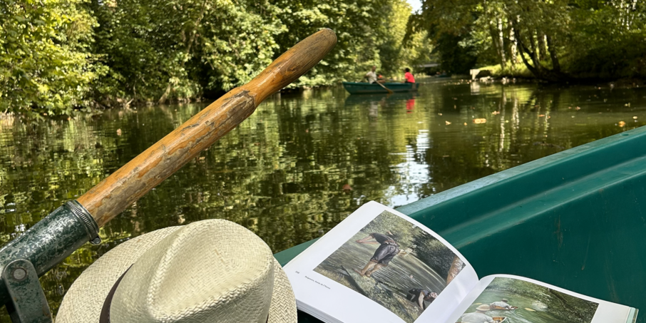 Promenades en barques et canoës